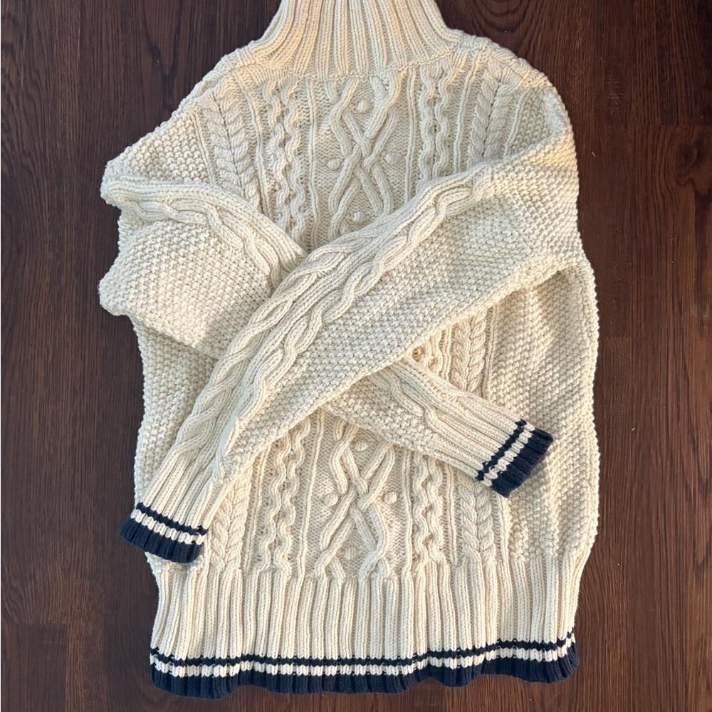 Vineyard Vines Cream Cable Knit Turtleneck Sweater with Navy Trim